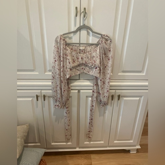 Altar’d State: Floral Tie-Back Blouse Medium - Picture 1 of 6